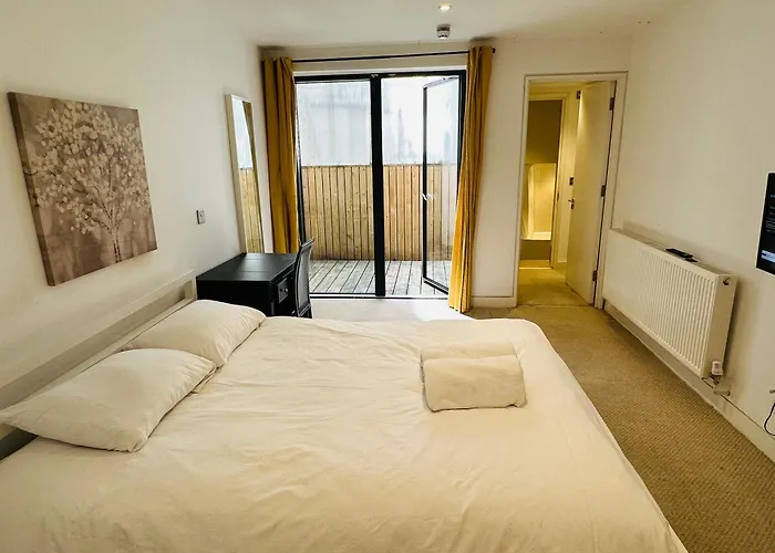 Central Cosy Studio Apartments